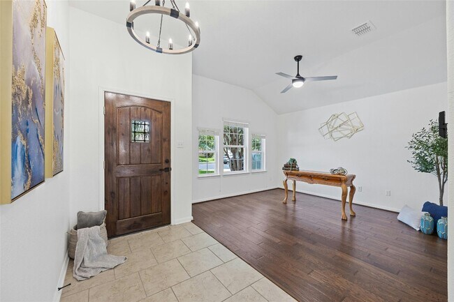 1701 Hidden Springs Path Round Rock, TX 78665 photo 5