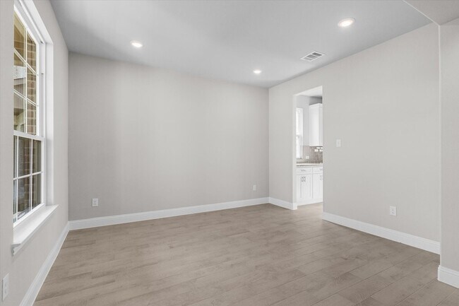 401 Parrino Parkway, Princeton, TX 75407 photo 3