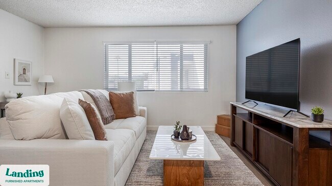 8546 N 59th Ave Glendale, AZ 85302 photo 2