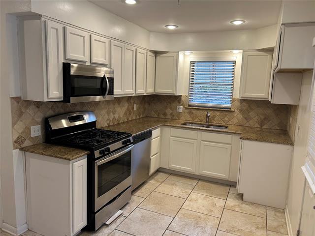 888 Berkinshire Drive, Dallas, TX 75218 photo 4