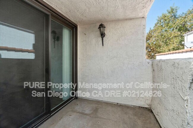 2000 S Escondido Blvd Escondido, CA 92025 photo 5