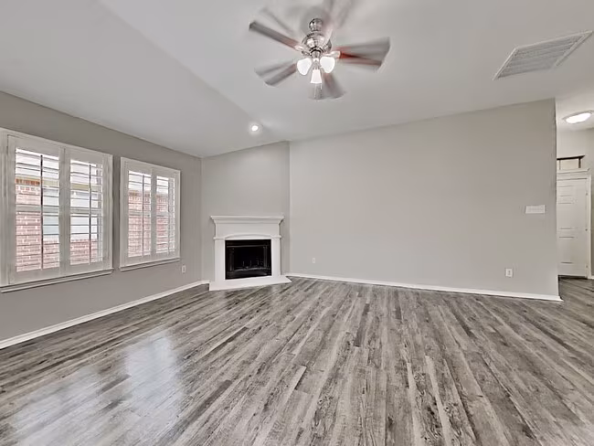 2812 Maple Creek Dr Fort Worth, TX 76177 photo 2