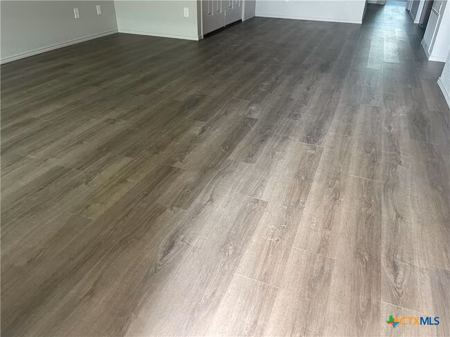 547 Lost Trl Copperas Cove, TX 76522 photo 3