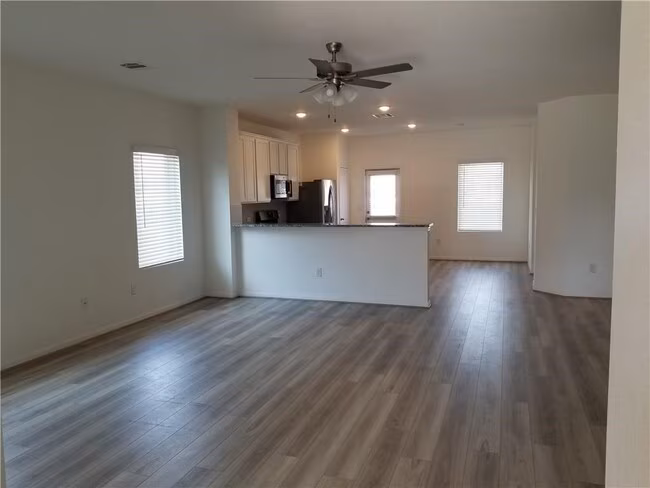 1264 Whippletree Trl Georgetown, TX 78626 photo 4