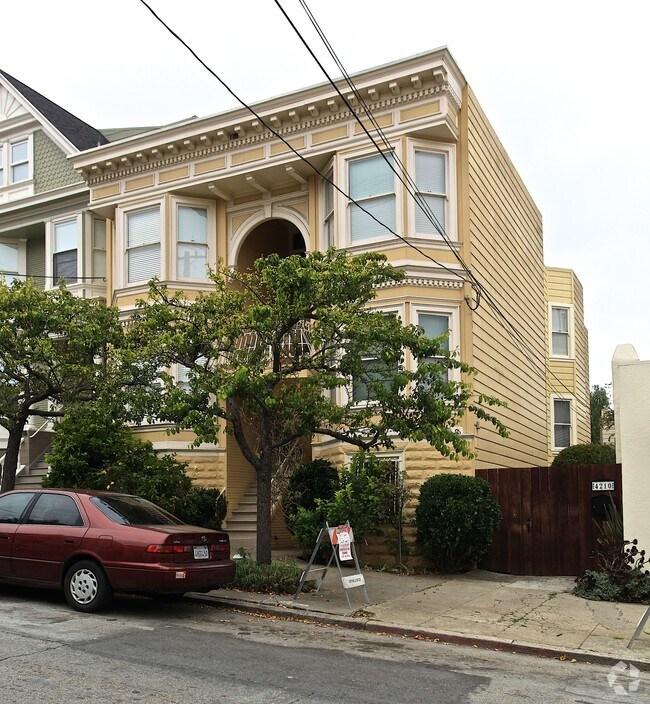 4212 Twenty-Fifth Street photo 4