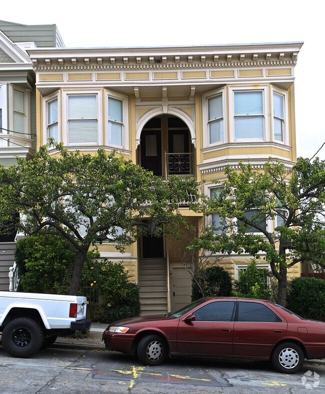 4212 Twenty-Fifth Street photo 3