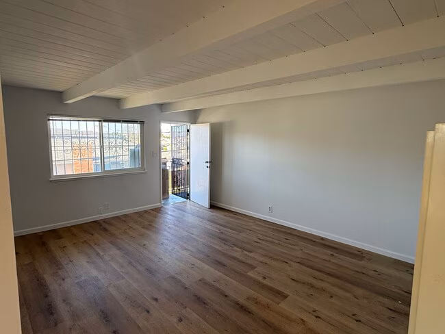 5300 School St El Cerrito, CA 94530 photo 2