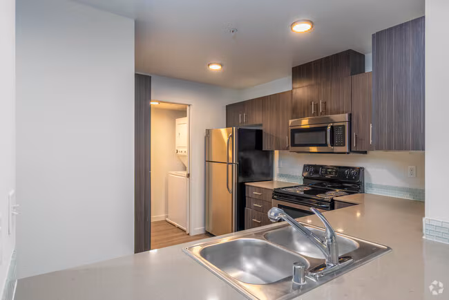 Timberlake Park Apartments photo 5