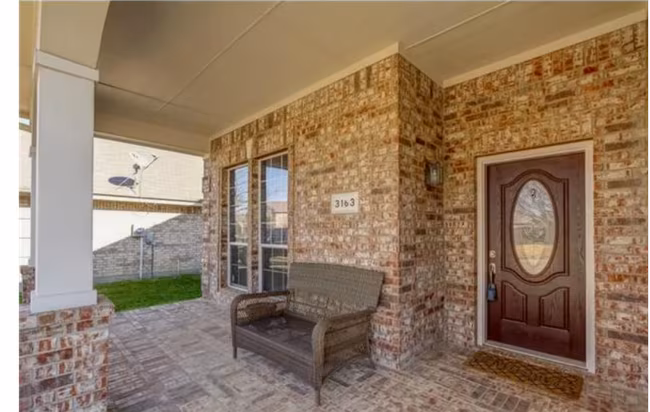 3163 Guadaloupe Grand Prairie, TX 75054 photo 2