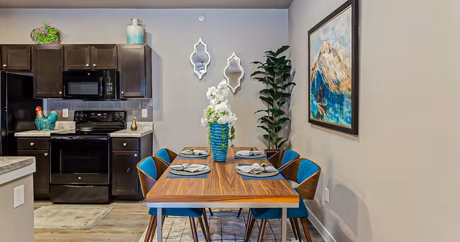 Paragon Westover Hills Apartments photo 3