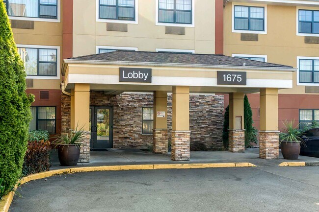 Furnished Studio-Olympia - Tumwater photo 2