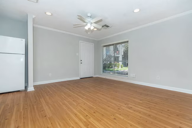 Galleria Flats Apartments photo 2