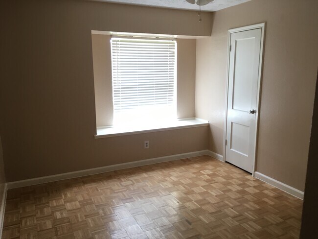 150 WHITE CEDAR ST. Houston, TX 77015 photo 5
