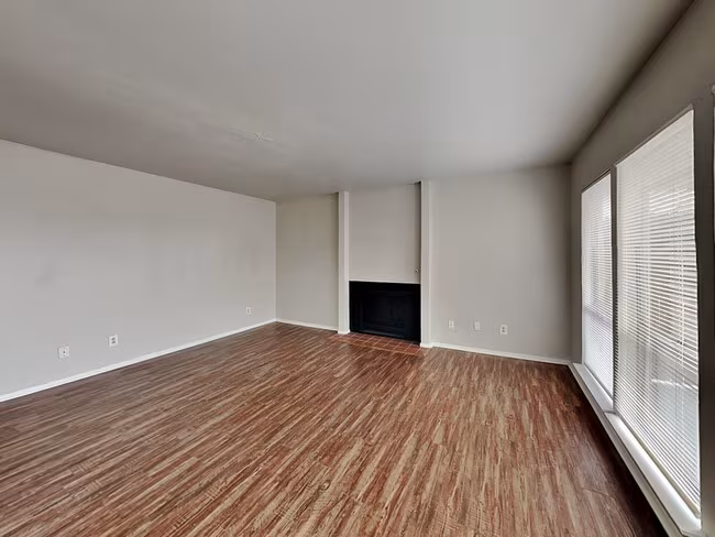 5618 Boca Raton Blvd Fort Worth, TX 76112 photo 2