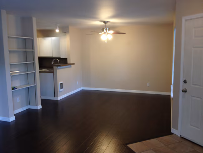 9210 Market Pl Lake Stevens, WA 98258 photo 4