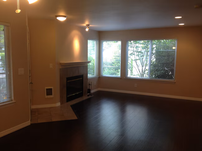 9210 Market Pl Lake Stevens, WA 98258 photo 2