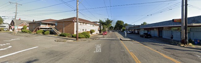 1741 S Hanford St Seattle, WA 98144 photo 5