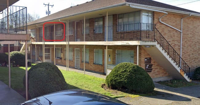 1741 S Hanford St Seattle, WA 98144 photo 4