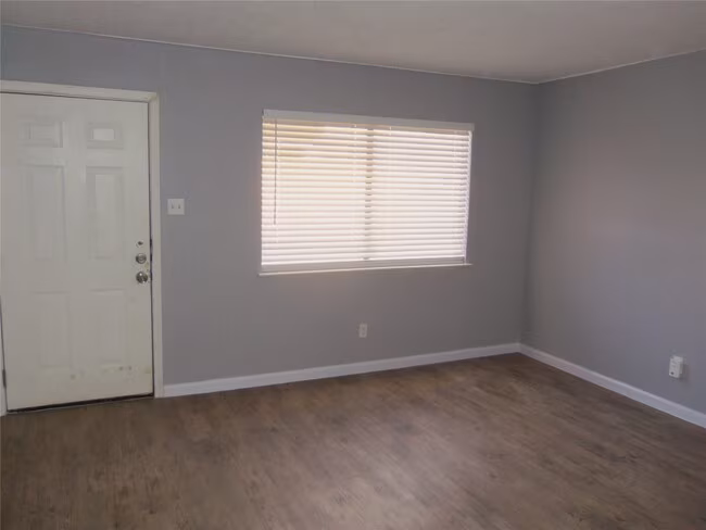 5217 Tahoe Trail Austin, TX 78745 photo 3