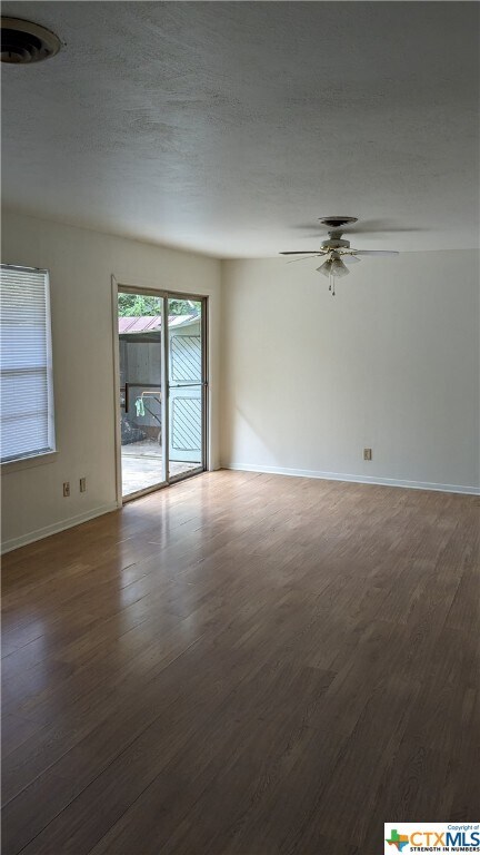 1437 Highland Dr San Marcos, TX 78666 photo 5