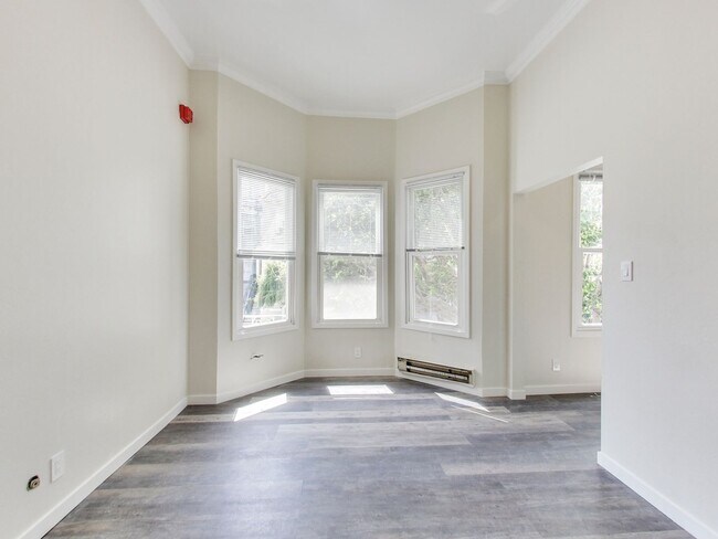 2228 Union St San Francisco, CA 94123 photo 3