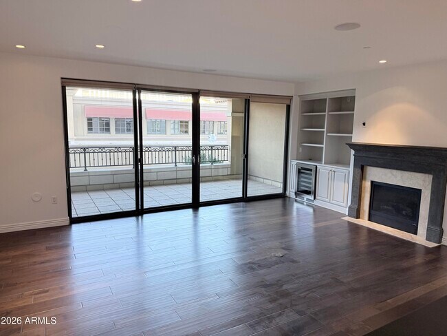 7181 E Camelback Rd Scottsdale, AZ 85251 photo 3