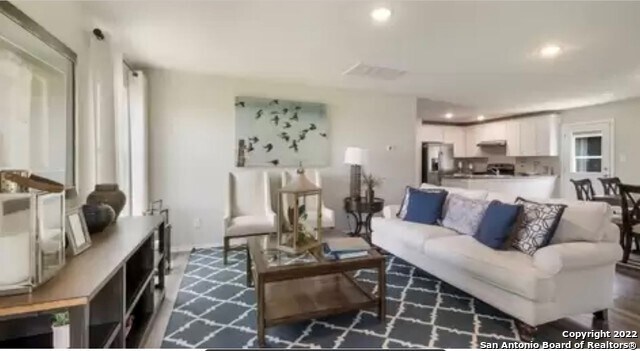 4203 Revetment Way San Antonio, TX 78223 photo 2