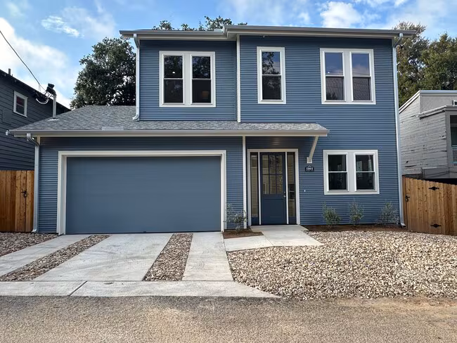 1104 W 22nd St Austin, TX 78705 photo 5