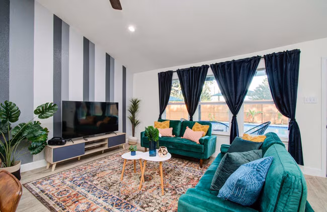 17155 Barcelona Dr photo 2