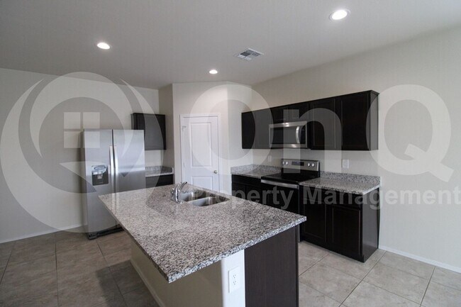 1885 W Central Ave Coolidge, AZ 85128 photo 3