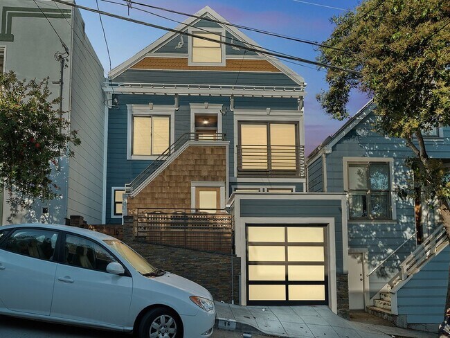 3 Bedroom Single Family Home in San Francisco photo 2