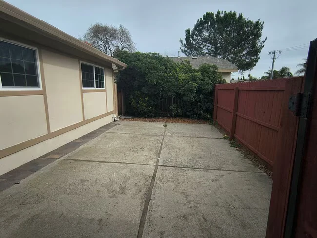 5438 Scenic Ave Livermore, CA 94551 photo 2