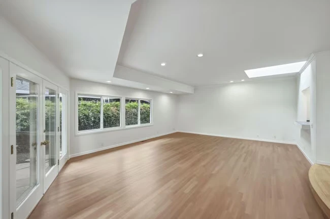 1537 Dana Ave Palo Alto, CA 94303 photo 5