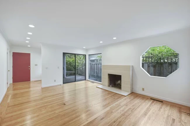 1537 Dana Ave Palo Alto, CA 94303 photo 2