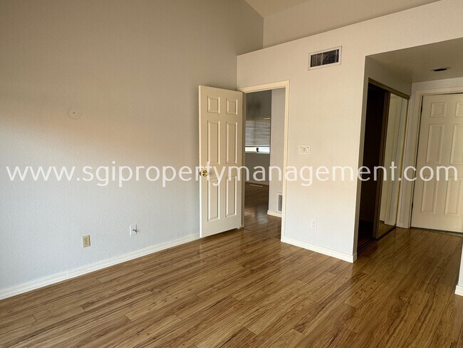 945 N Pasadena Mesa, AZ 85201 photo 5