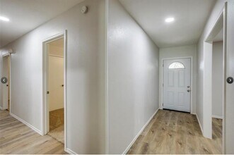 710 Palm Ave Duncanville, TX 75116 photo 3