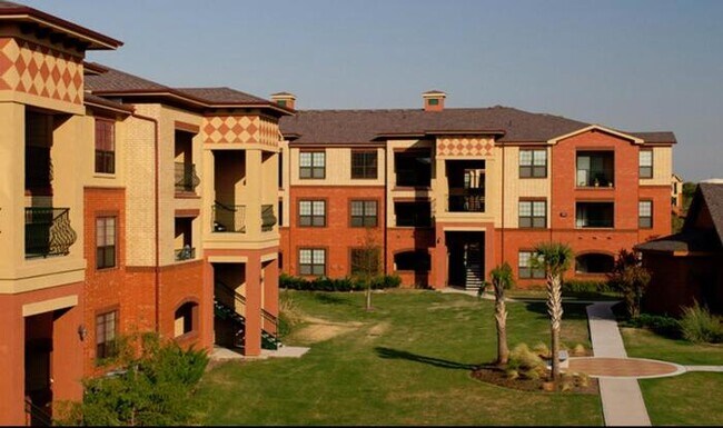 650 Leora Ln The Colony, TX 75056 photo 5