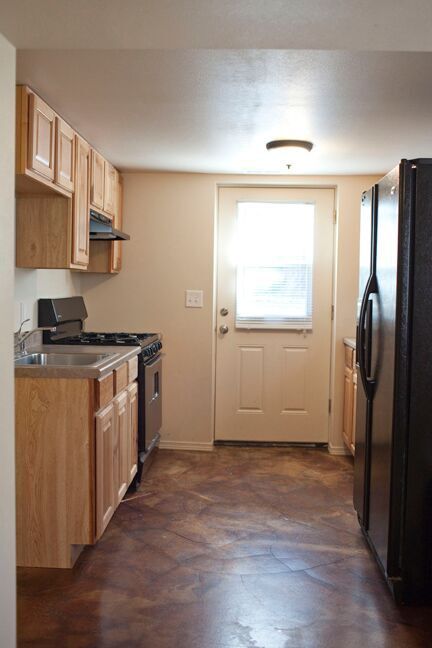 323 NE 158th St Shoreline, WA 98155 photo 2