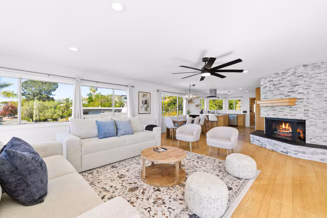 5021 Foothill Blvd San Diego, CA 92109 photo 3