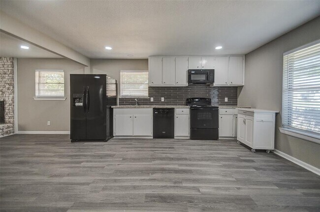 5 Ellis Circle, Allen, TX 75002 photo 4