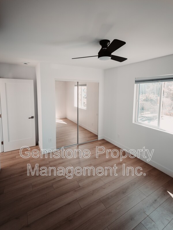 5263 Tipton St San Diego, CA 92115 photo 5