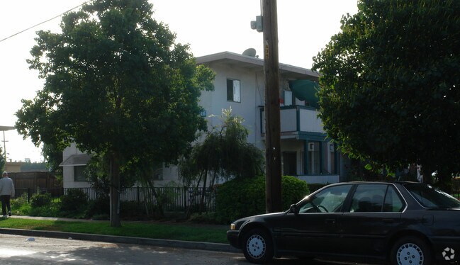 436 Lewis Road, San Jose, CA 95111 photo 2