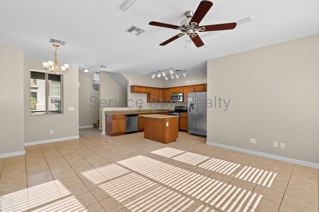 2150 W Alameda Rd Phoenix, AZ 85085 photo 4