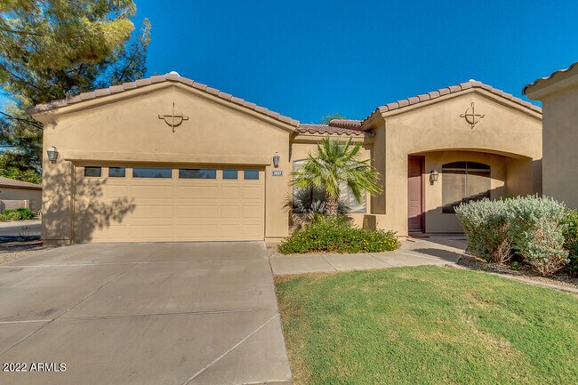 2037 W PERIWINKLE Way photo 4