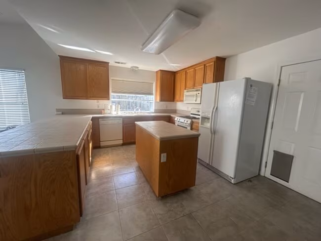 Spacious 3 Bedroom House in San Leandro photo 3