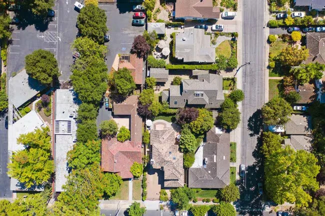 1201 University Dr Menlo Park, CA 94025 photo 2