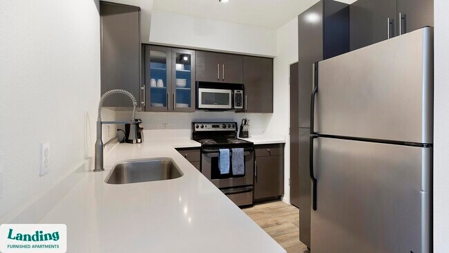 1001 E Playa Del Norte Dr Tempe, AZ 85288 photo 3