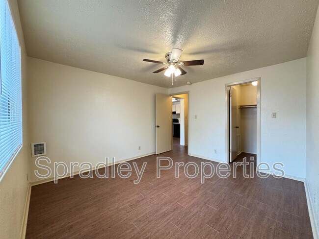 608 John Paul Jones Dr Temple, TX 76504 photo 4