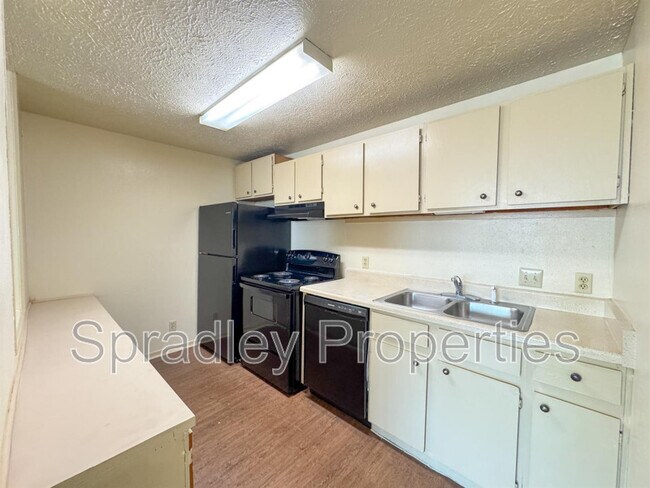 608 John Paul Jones Dr Temple, TX 76504 photo 3