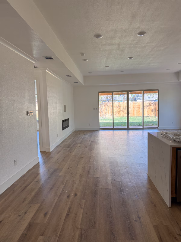 5728 Donnelly Ave Fort Worth, TX 76107 photo 2